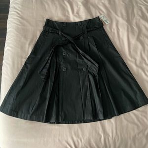 Black Button Up H&M Skirt